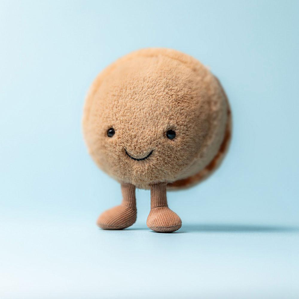 Peluche Jellycat Amuseables Mona Macaron,12cm x 10cm x 5cm Marrom | Portugal  WMNHI-0915